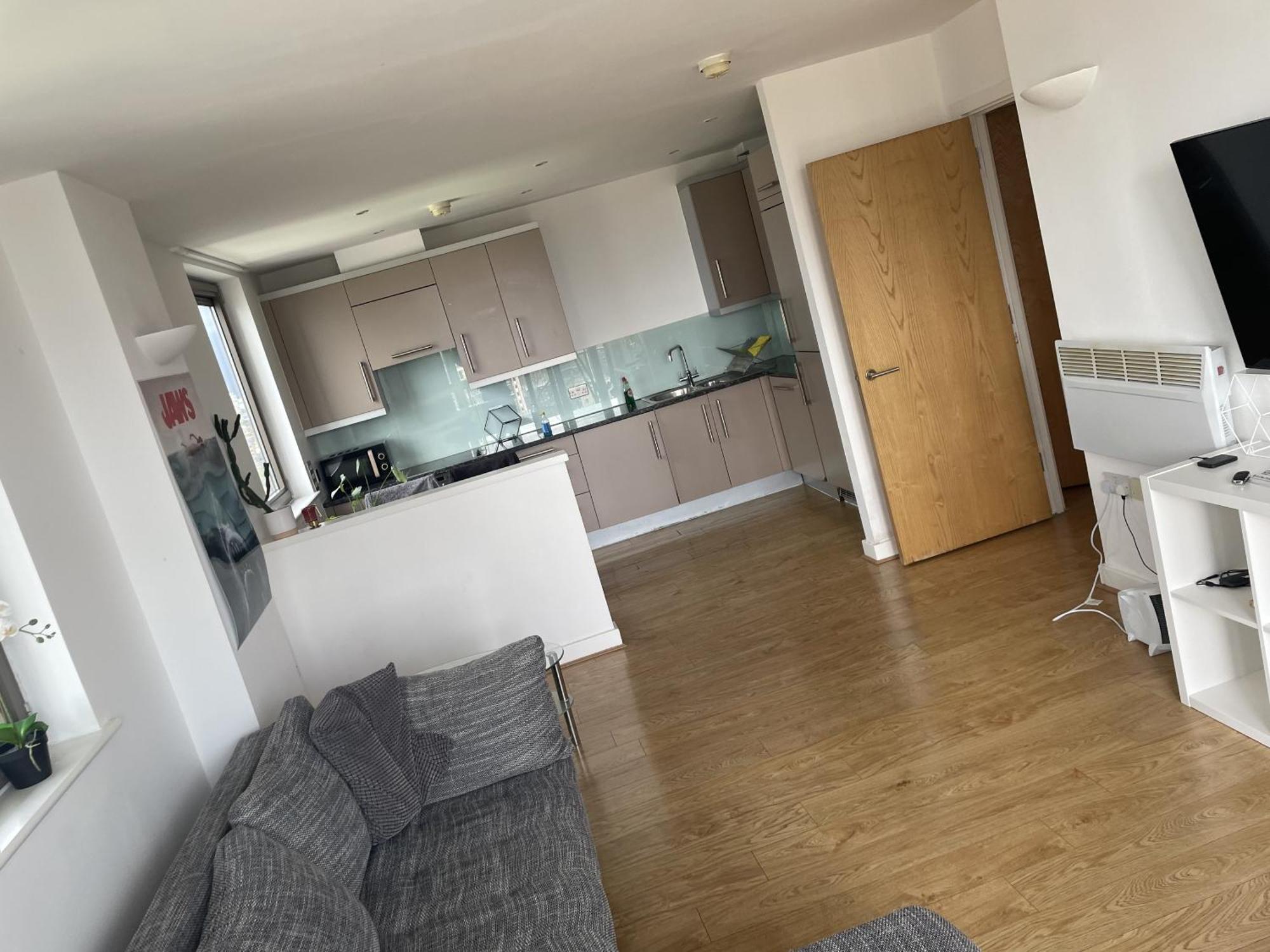 Whitechapel Two Bedroom Luxury Apartment - Free Private Parking - City Views Лондон Экстерьер фото